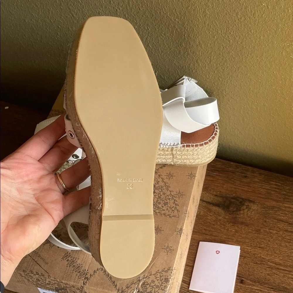 Free People stylish white